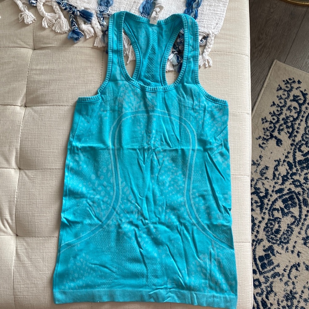 Lululemon Swiftly Tech Tank